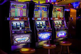 Bangladesh member accessing GT99 com live casino on a mobile device at home
